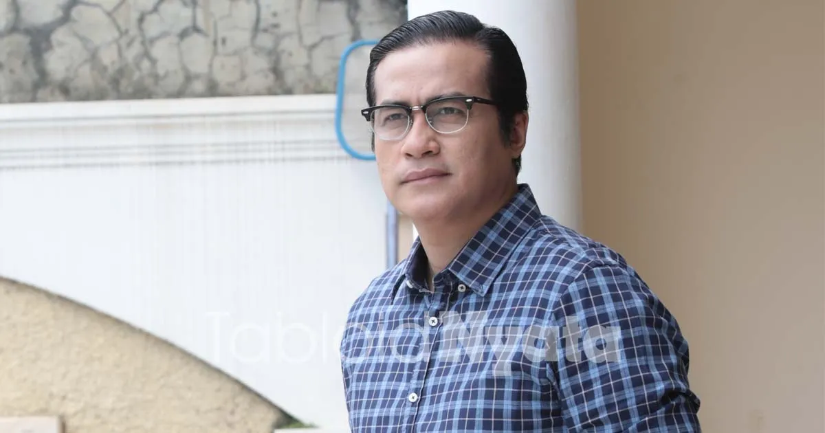 Isi Tas Duda Keren Adjie Pangestu yang Bikin Tercengang