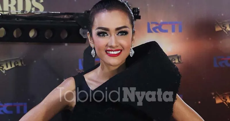 Jupe: “Saya Pikir Saya Punya Duit”