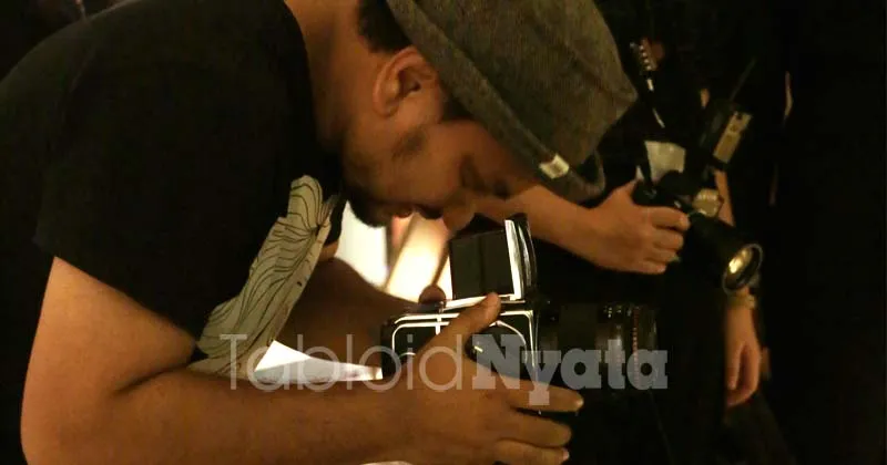 Tompi Terperangkap dalam Fotografi Analog