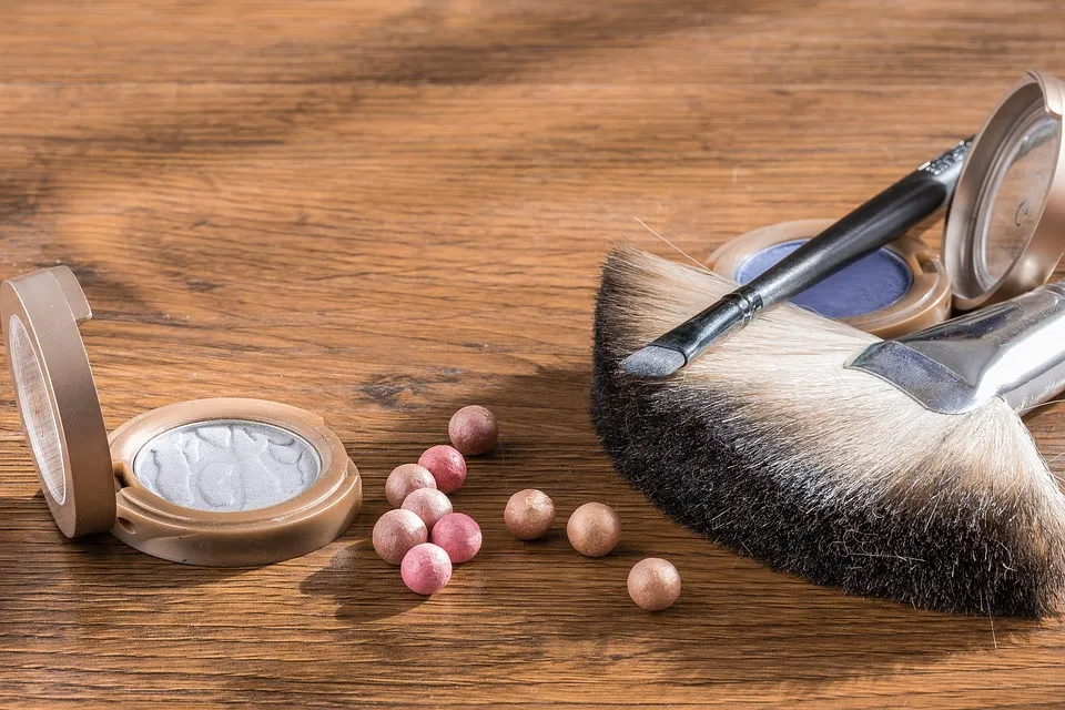4 Tips Praktis Agar Makeup Tampak Sempurna dan Tahan Lama