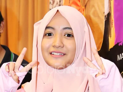 Arafah Rianti langsung mencium pelawak-pelawak senior