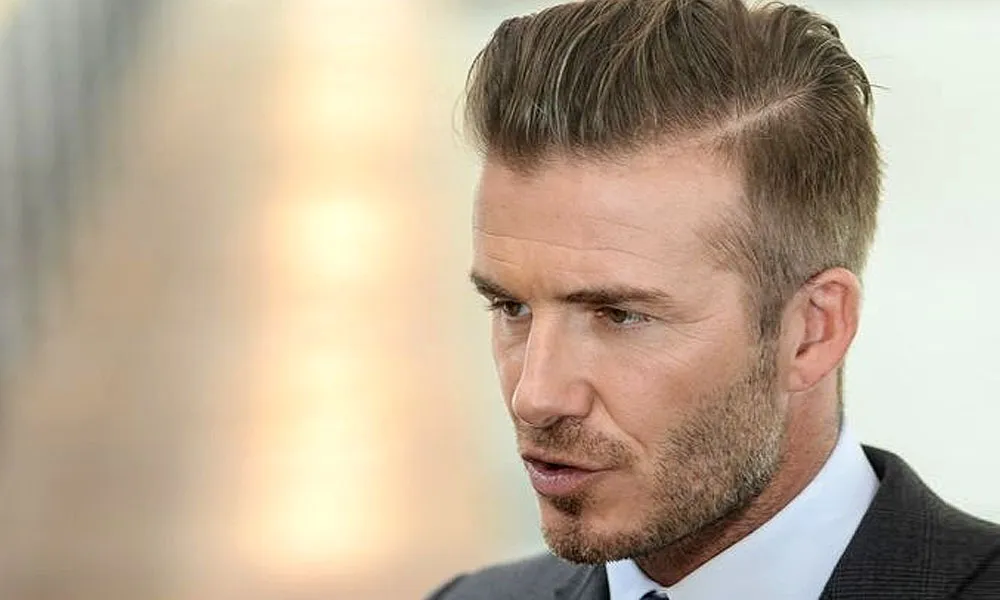 David Beckham Ikut Menolong Wanita Tua yang Terjatuh di Jalan Raya