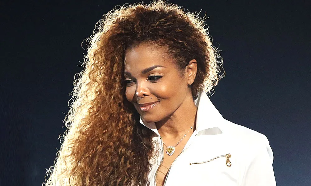 Janet Jackson Sambut Tahun Baru dengan Kelahiran Putra Pertamanya
