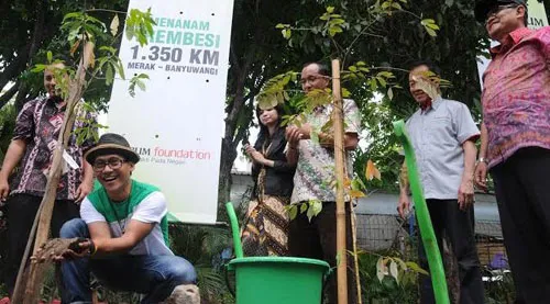 Nugie Ajari Anak Gaya Hidup Hijau