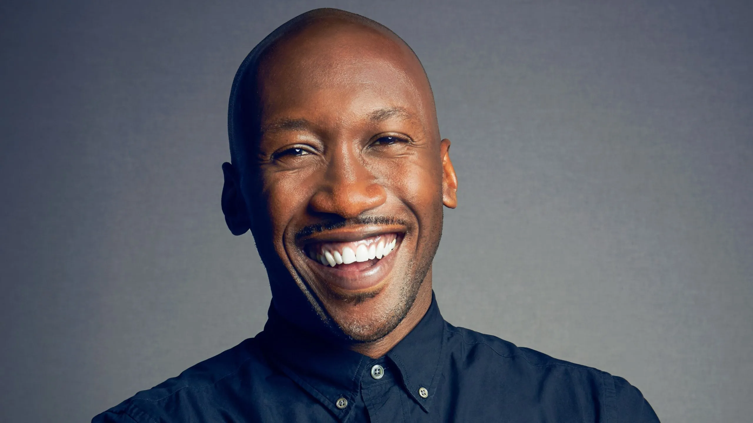 Mengenal Mahershala Ali, Aktor Muslim Pertama yang Menjadi Pemenang Piala Oscar