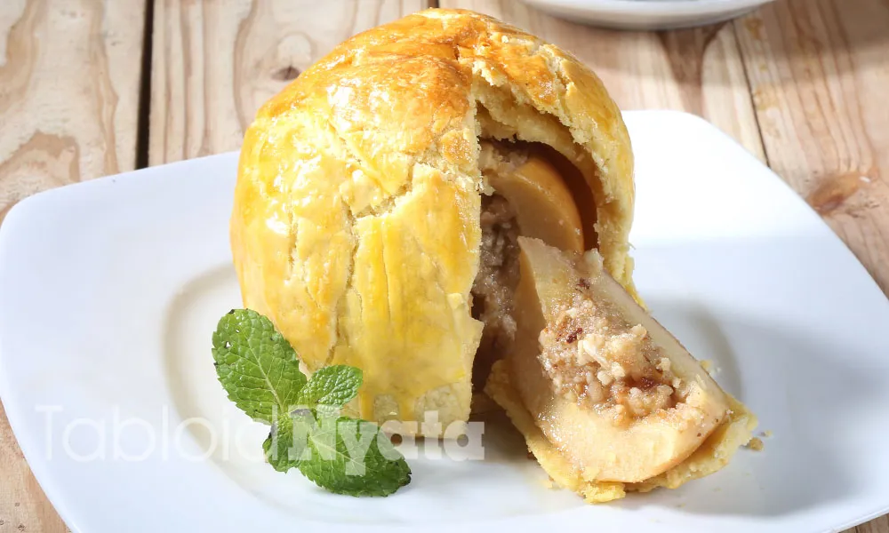 Pastry Empuk Isi Apel Hangat dan Manisnya Kacang