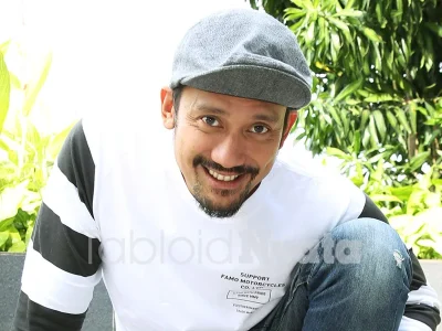 Tora Sudiro Korbankan