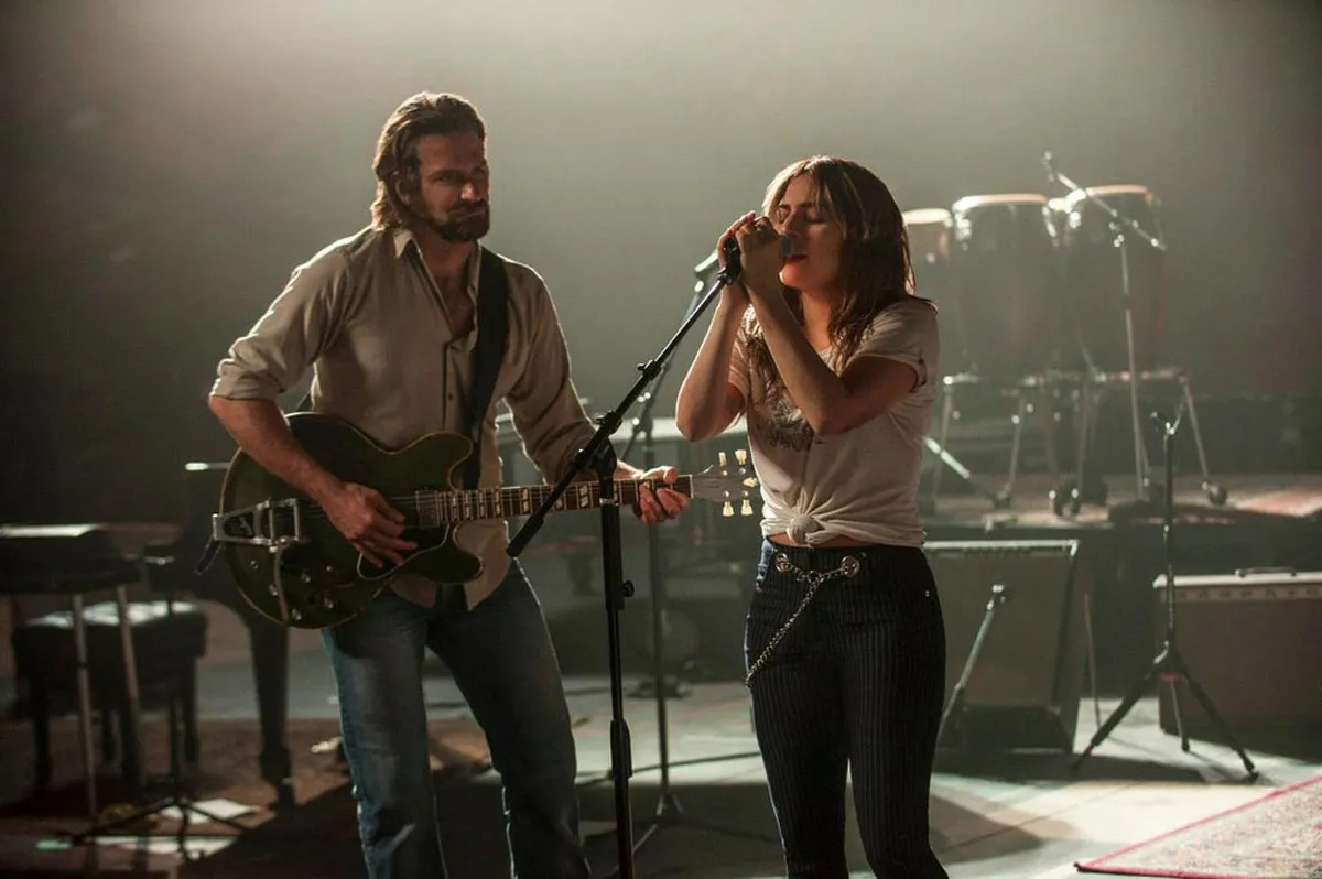 Duet Lady Gaga dan Bradley Cooper Dalam A Star Is Born
