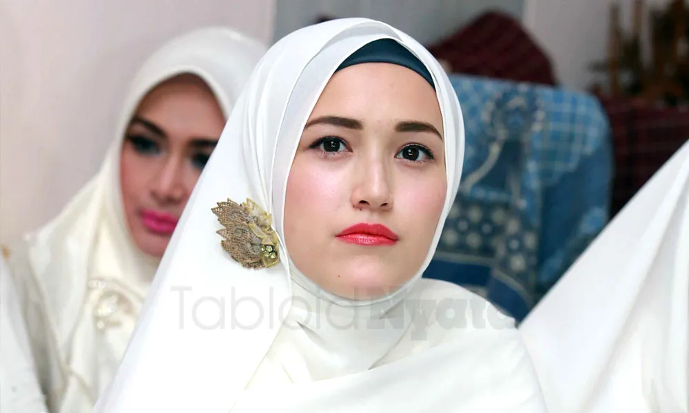 Adelia Wilhelmina Rela Berpisah Dulu dari Pasha Ungu