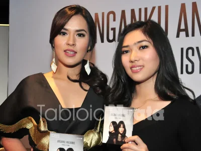 Raisa dan Isyana