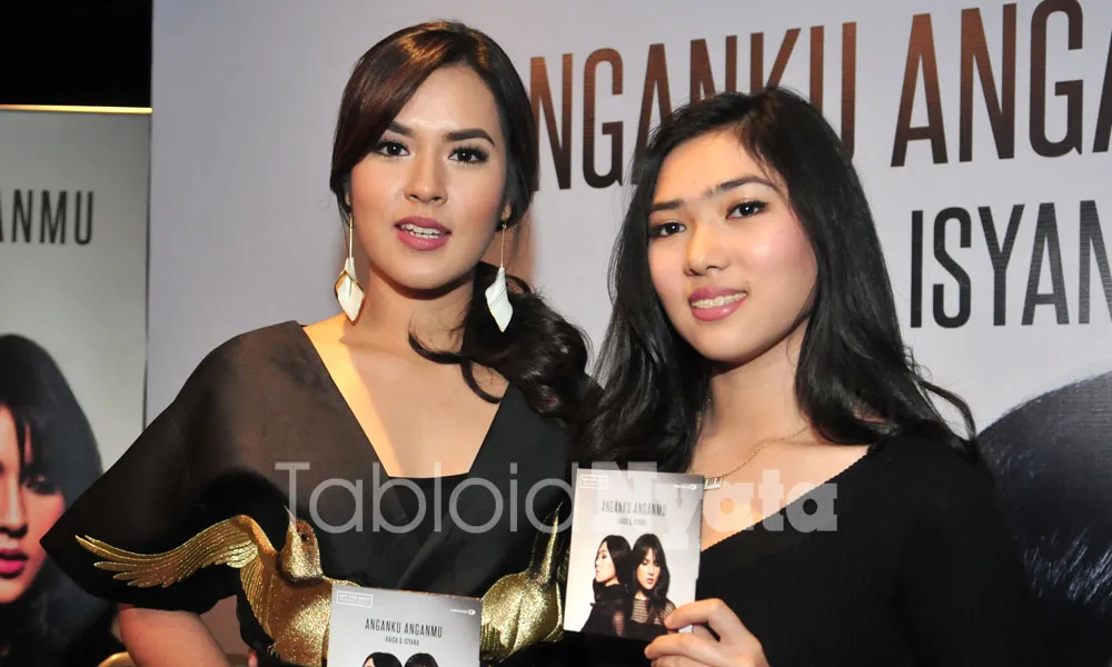 Kekompakan Raisa dan Isyana Ketika Bercerita Tentang Lagu Duet Mereka