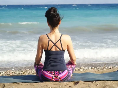 pose yoga sederhana