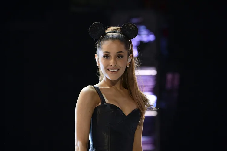 Trauma Ariana Grande Usai Konsernya Diguncang Teror