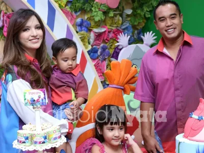 Putri Nia Ramadhani dan Ardie Bakrie