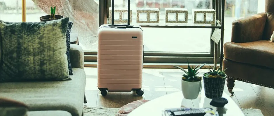 1 Koper Cukup! 4 Tips Packing Untuk Backpacker Perempuan Sepertimu