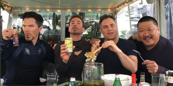 Hangout Bareng Dr. Strange dan Hulk, RDJ Bikin Leleh Para Penggemarnya