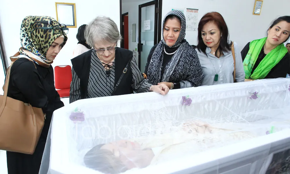 Ibunda Yana Zein: Dokter Bilang Ada Cairan