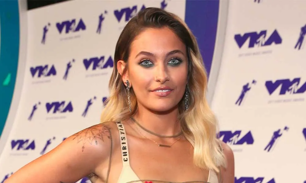Gaya Unik Putri Michael Jackson di MTV VMA 2017