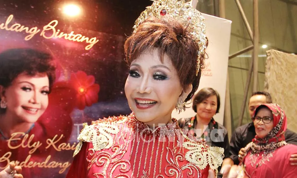 Pesan Titiek Puspa untuk Elly Kasim di Konser Tunggalnya