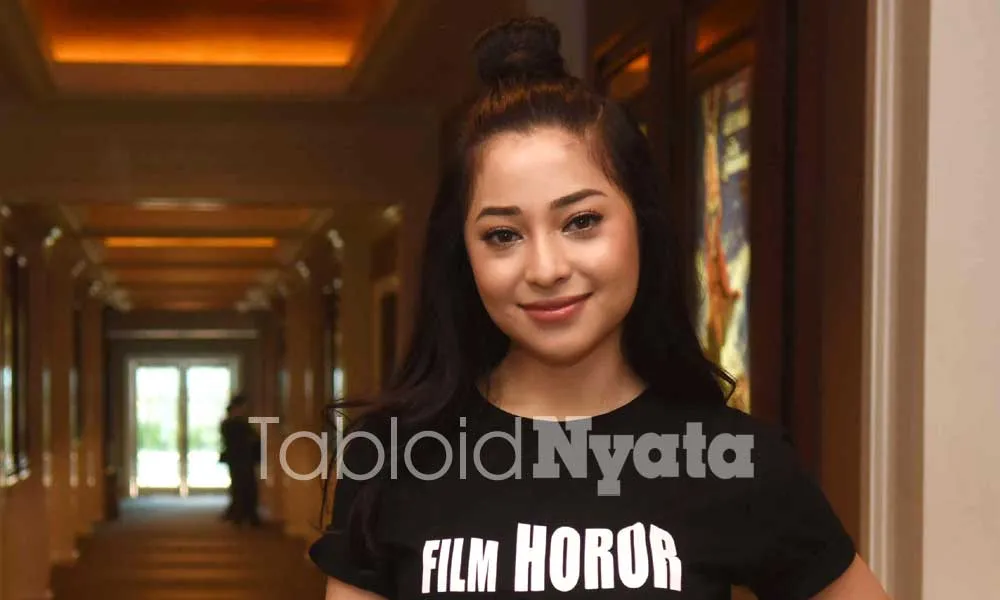 Nikita Willy Main Film Legenda Mistis dari Padang