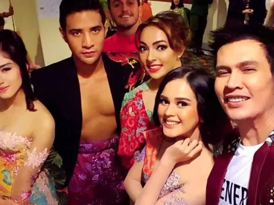 Selfie dr Ryan Thamrin Bersama Selebriti