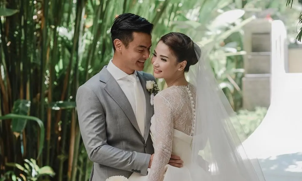 Tak Hanya Raisa-Hamid, Dua Seleb Ini Juga Menikah Bulan September