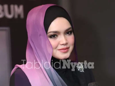 Siti Nurhaliza Hamil