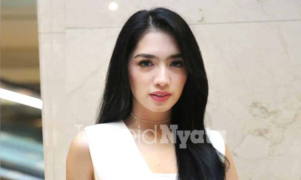 Nyanyikan Lagu Film Takut Kawin, Angel Karamoy Sampai Mau Nangis