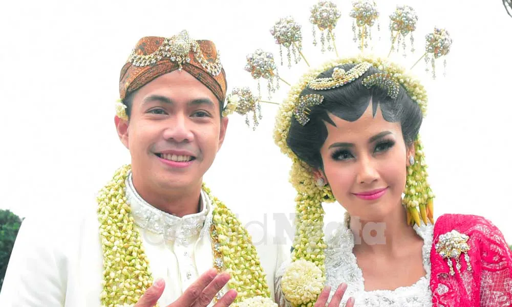 Rajin Salat, Ardina Rasti dan Arie Dwi Andika Bertemu Jodoh di Musala
