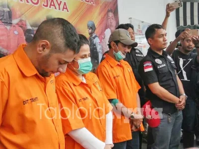 putra dan putri Elvy Sukaesih