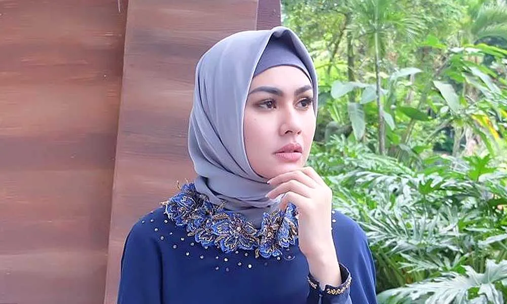 Putuskan Berhijab, Kartika Putri Belum Beli Baju Muslim Satu Pun
