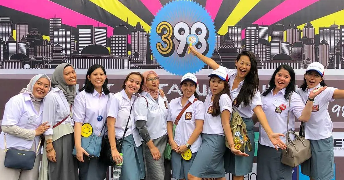 Nostalgia Masa Terindah, Indah Kalalo Kembali Jadi Anak SMA