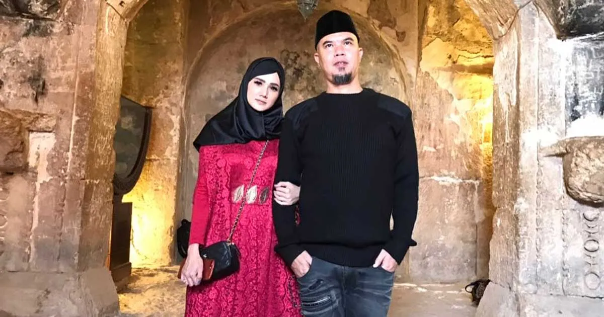Terima Bunga dari Ahmad Dhani, Mulan Jameela Malah Ngakak