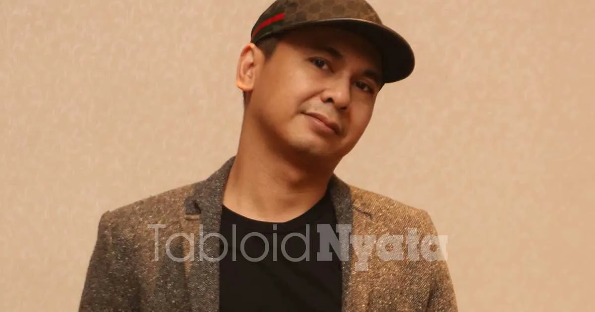 Bukan Cuma Nulis, Raditya Dika Pernah Tuker-Tukeran Diary