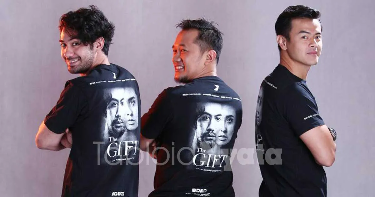 Reza Rahadian Akui Dapat Tantangan Baru Perankan Sosok Tuna Netra