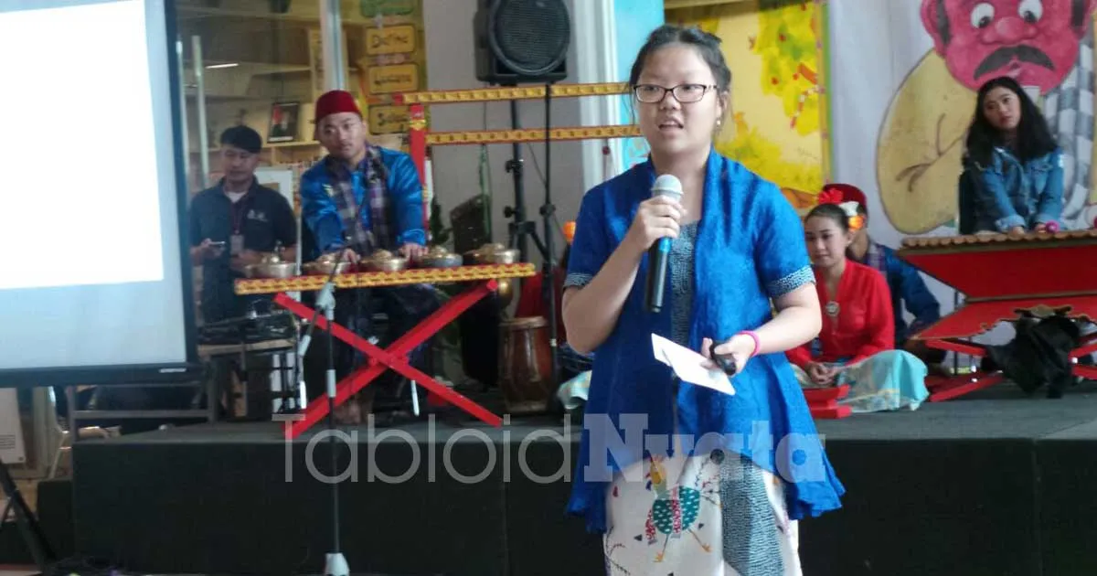 Penulis Cilik ini ’Galau’ Setelah Lihat Ondel-ondel Ngamen