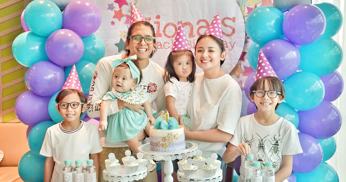 6 Momen Serunya Miracle Birthday Putri Bungsu Joanna Alexandra