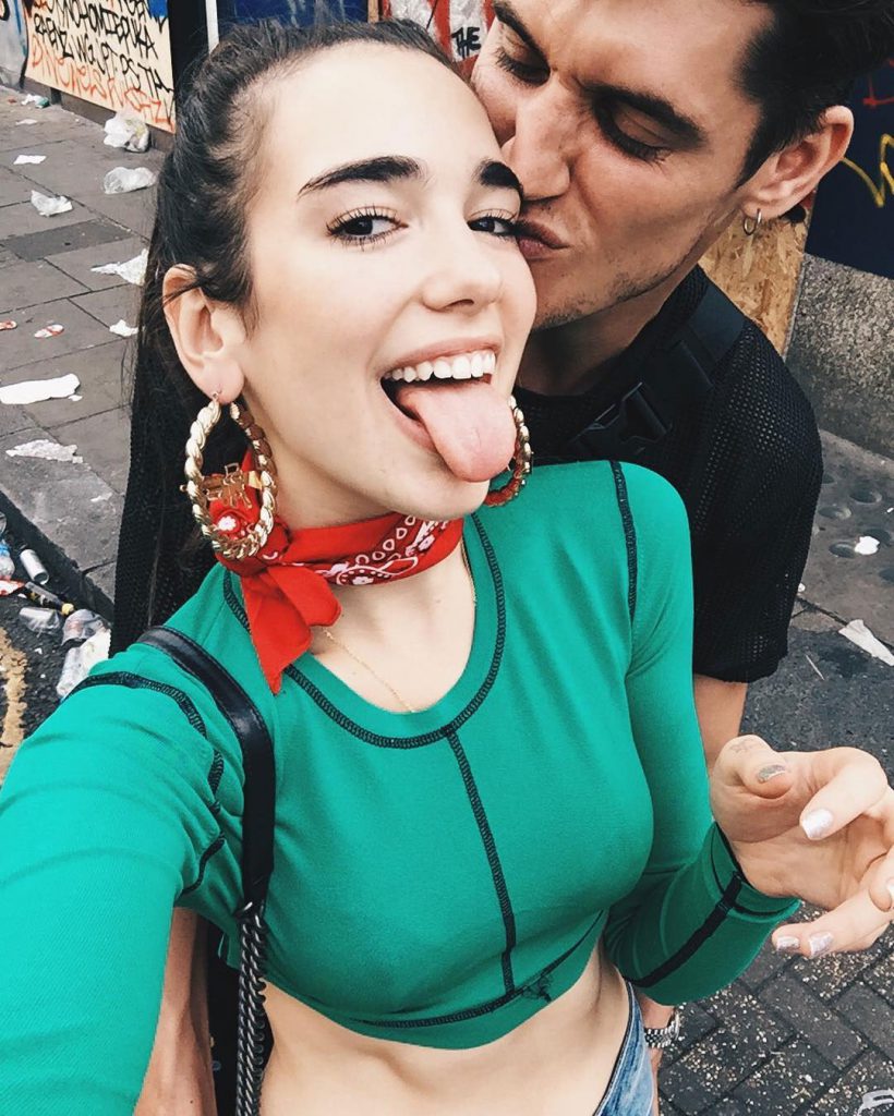 dua-lipa-dan-isaac-crew
