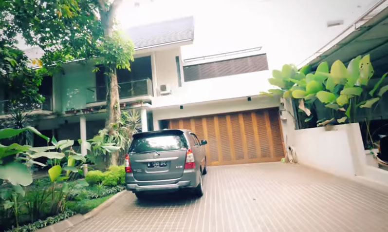 rumah-raffi-ahmad-