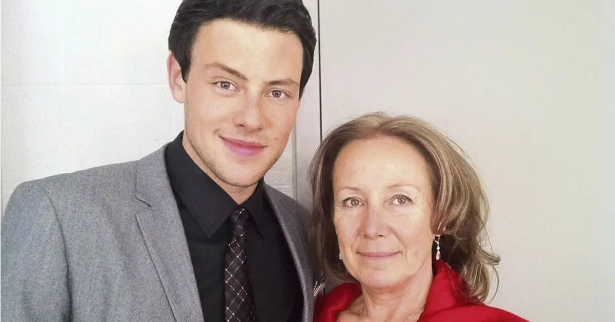 Ibunda Almarhum Cory Monteith Buka-Bukaan Soal Anaknya