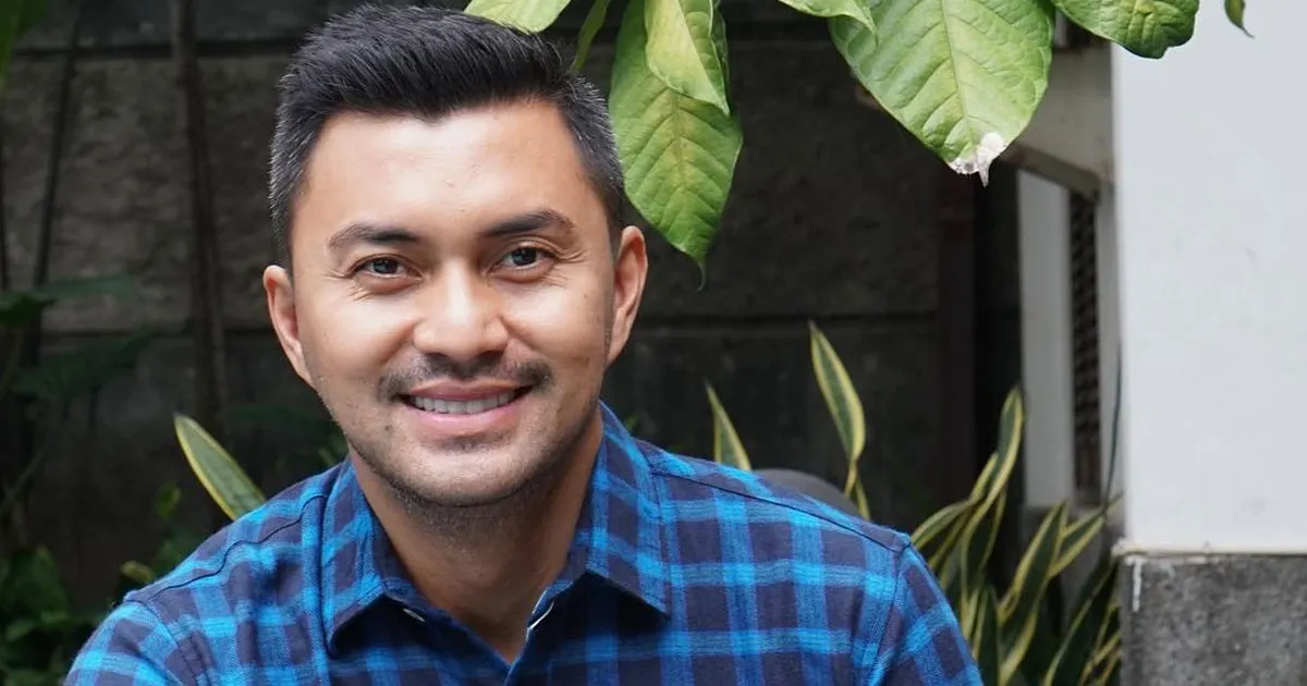Potret Kecil Anjasmara Ingatkan Kembali Pada Si Cecep, Benarkah?