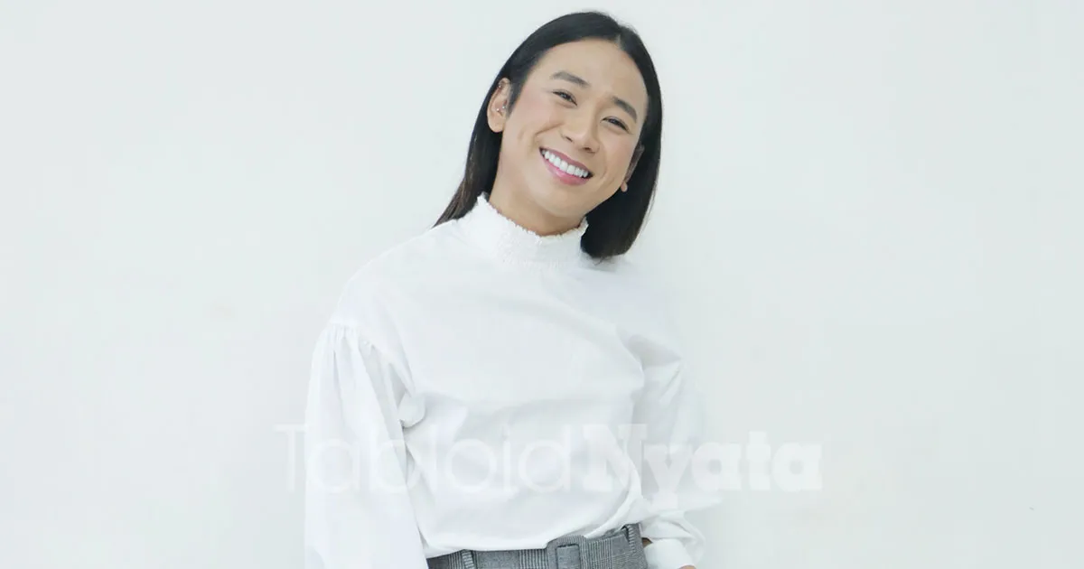 Yuk, Intip Isi Tas Jovi Adhiguna yang Nggak Boleh Ketinggalan!