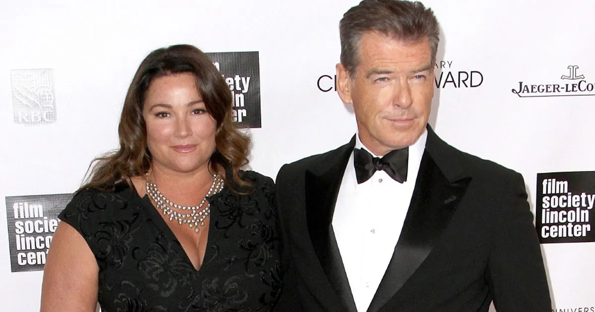 Pierce Brosnan dan Keely Shaye Rayakan Cinta Seperempat Abad