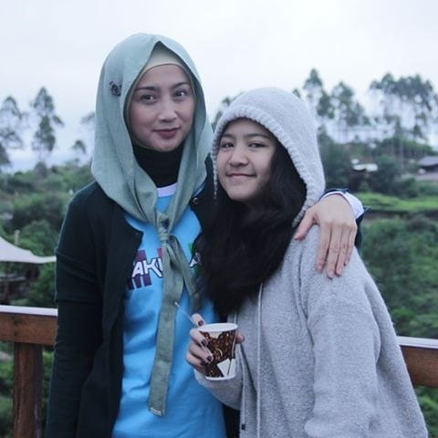 anak-desy-ratnasari