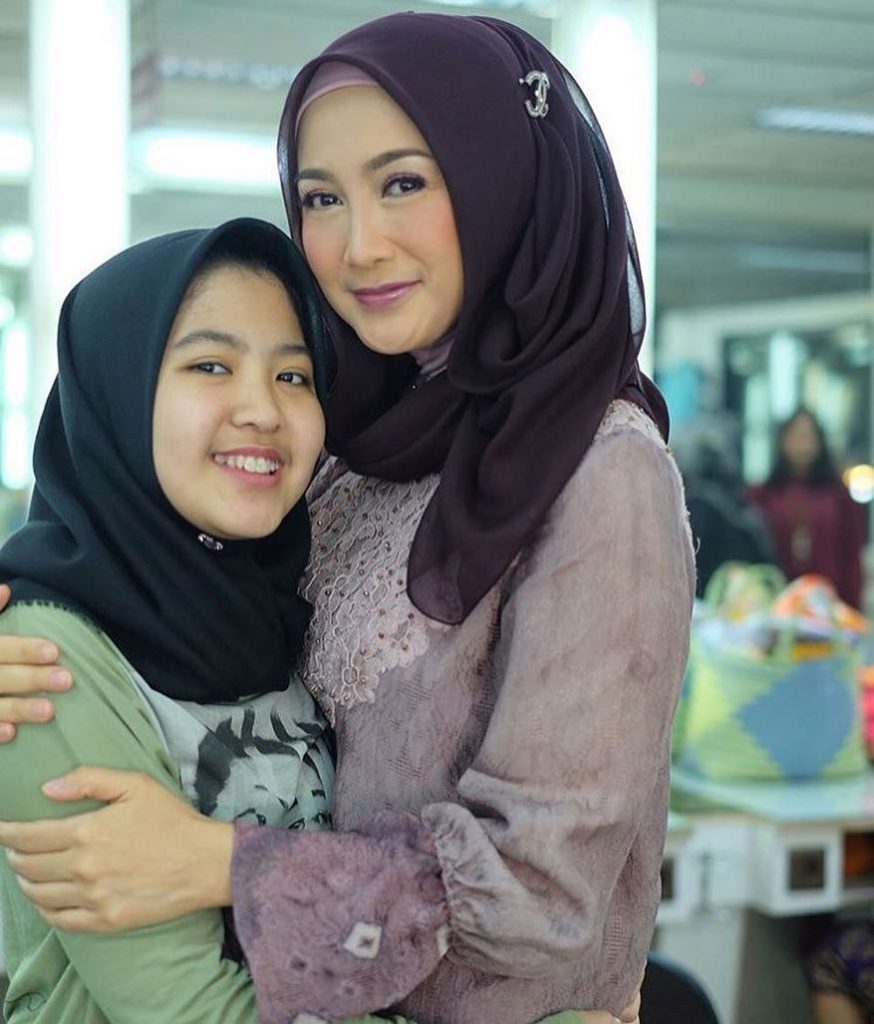 anak-desy-ratnasari