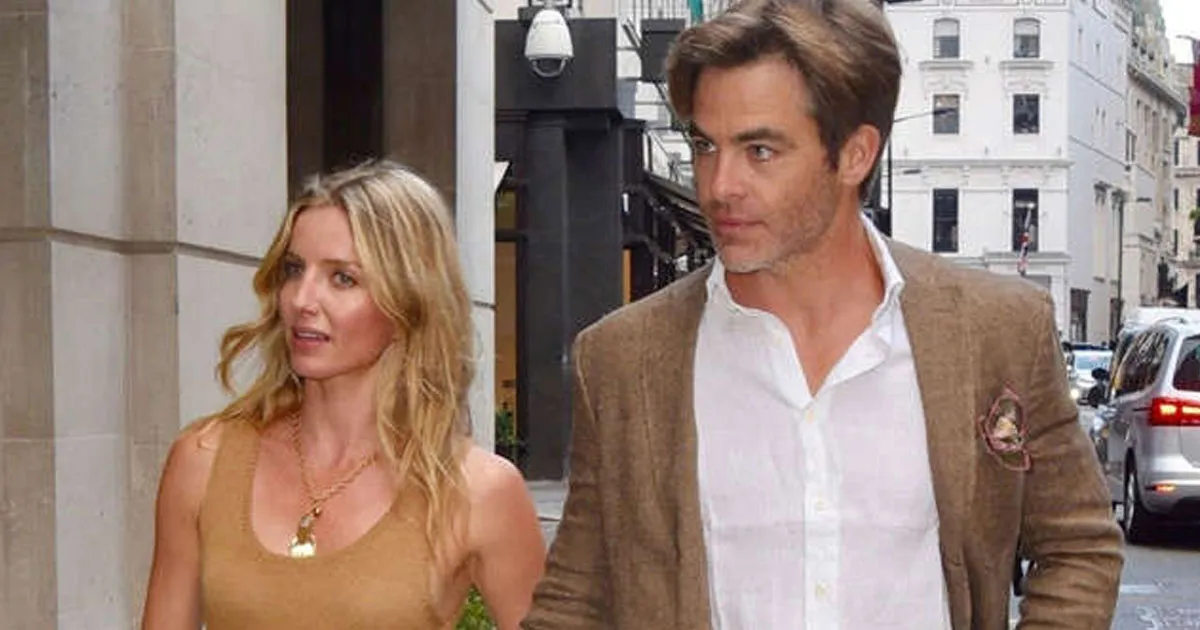 Chris Pine dan Annabelle Wallis Akhirnya Buka Hubungannya ke Publik