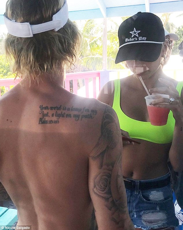 cincin-pertunangan-hailey baldwin dan justin bieber