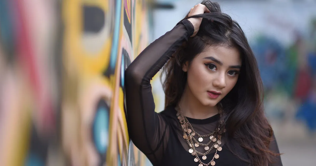 Ghea Youbi Tak Peduli Disebut Nyontek “Lagi Syantik” Siti Badriah