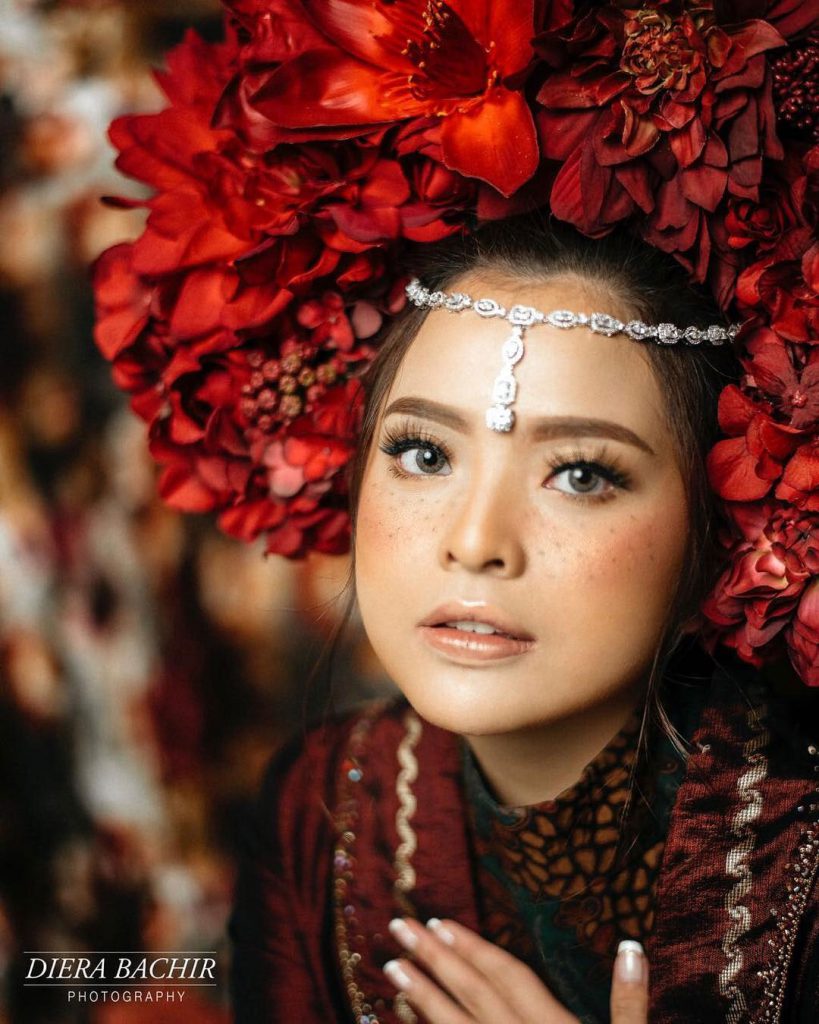 tasya-kamila freckles makeup