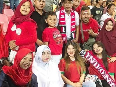 via-vallen-dukung-tim-u-16